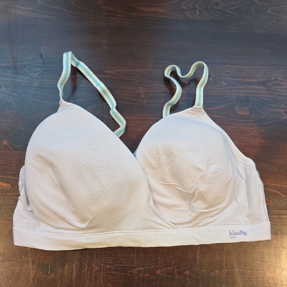 Kindly Women's Bra with Striped Straps - Picture 1 of 3